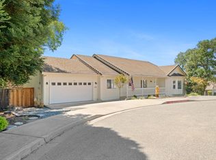 806 Nott Ct, Auburn, CA 95603