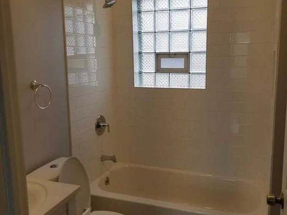 5th image of 5938 W Fullerton Ave #0