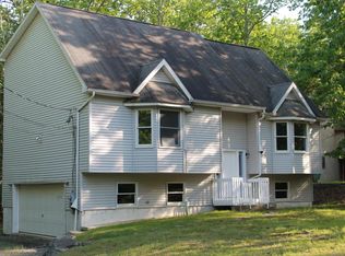 6125 Wales Ct, East Stroudsburg, PA