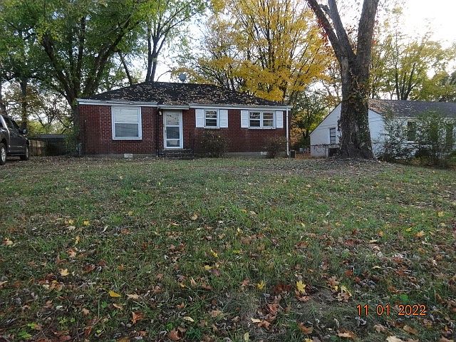 1st image of 2920 Ironwood Dr
