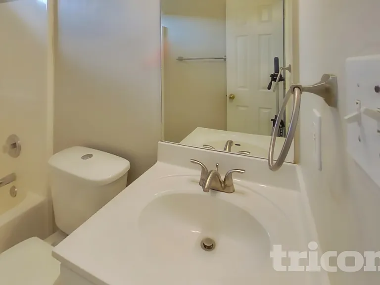 115 Victor Ln — Photo 11