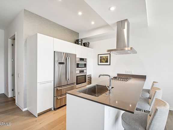 4th image of 7120 E KIERLAND Boulevard #1016