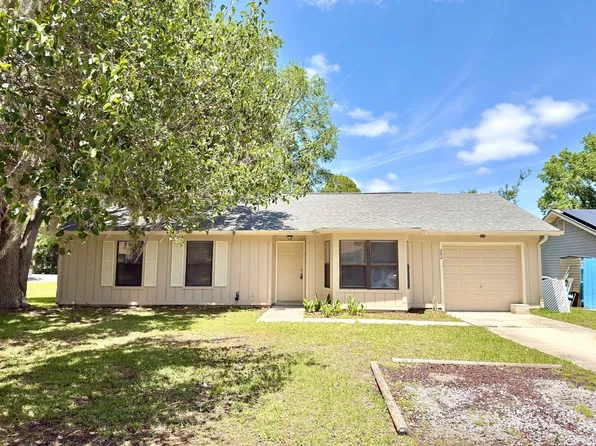 202 Cypress Dr, Kingsland, GA 31548
