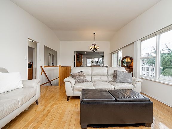 5th image of 1415 Cornell Ave