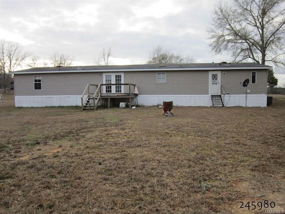 2nd image of 102 Hardy Cir