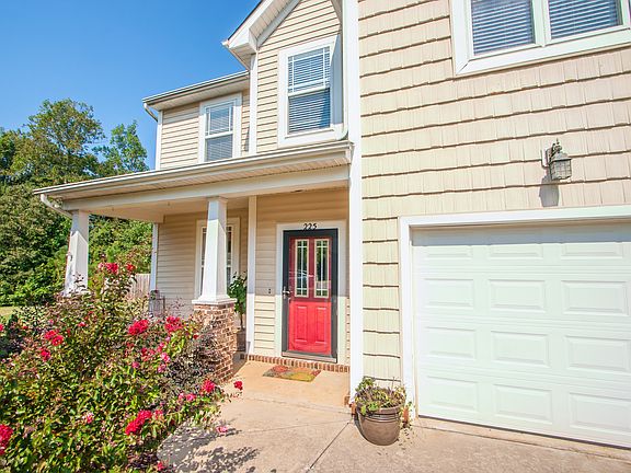 2nd image of 225 Marino Pl