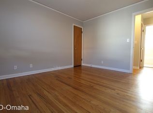 568 S 33rd St APT 07, Omaha, NE 68105