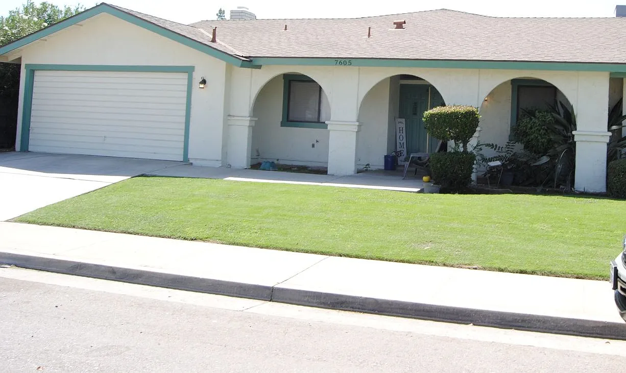 7605 Quailwood Dr. #A-D — Photo 1