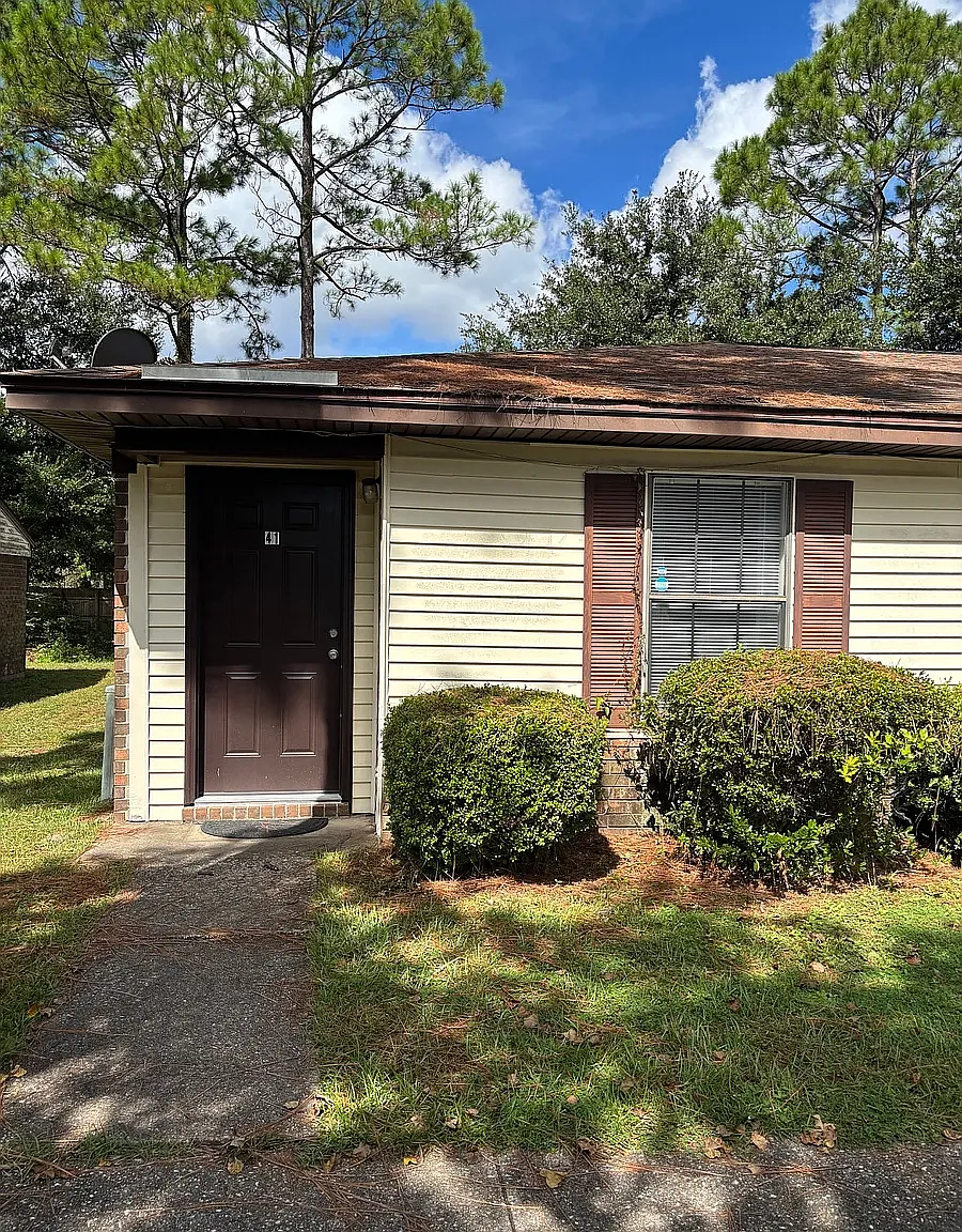 1 bed, 725 sqft, $1,045 — Photo 2
