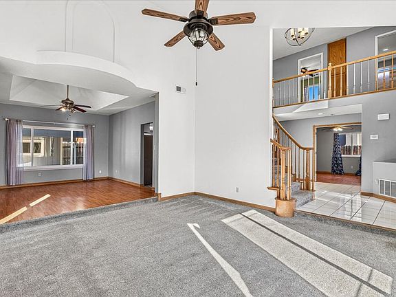 2nd image of 833 Mackilhaffy Dr