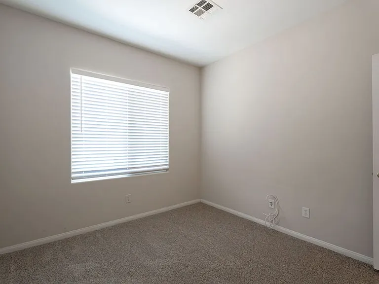 4433 Weitzman Pl — Photo 5