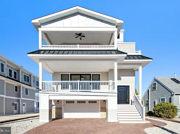 239 S 1st St, Surf City, NJ 08008