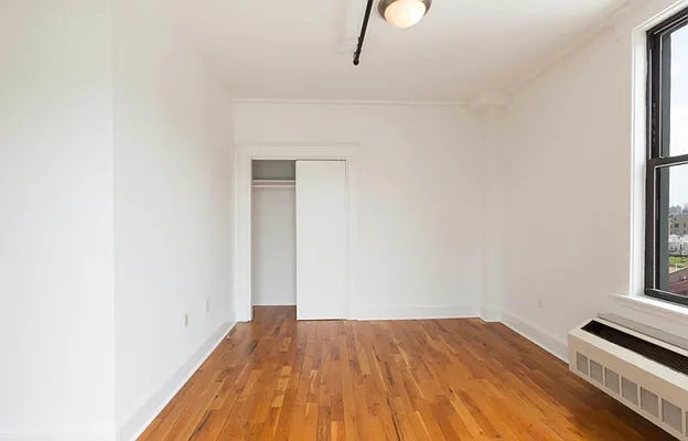 Rented by Compass | media 13