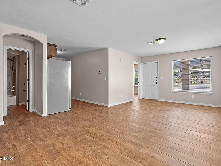 8804 Eclipse St #B — Photo 8