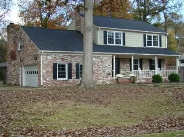 101 Bonito Dr, Yorktown, VA 23692