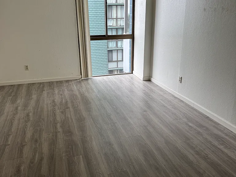 555 Pierce St #424 — Photo 9