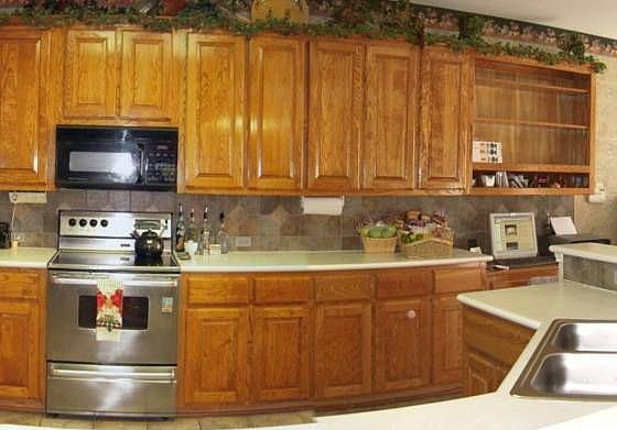 1st image of 4717 Parkhaven Dr