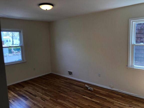 5th image of 22415 57th Ave #1