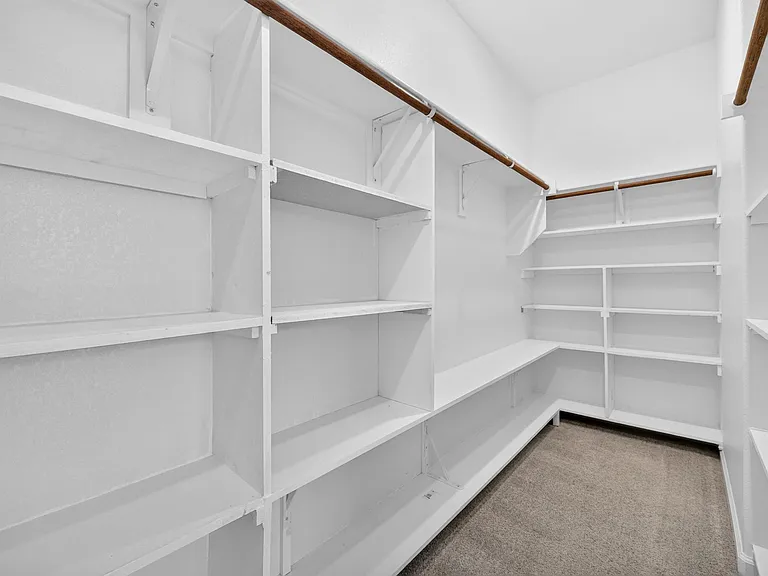 4000 Nightingale St — Photo 8