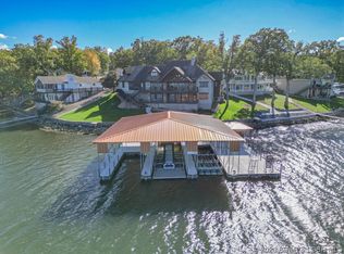 33281 Evergreen Rd, Sunrise Beach, MO 65079