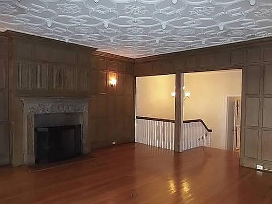 2nd image of 102 Pierrepont St APT 1