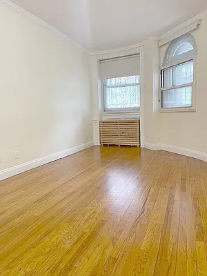 Rented by AJ Clarke | media 26