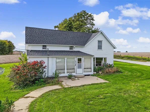 260 County Line Rd, Runnells, IA 50237