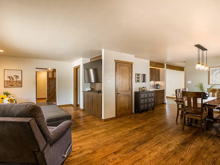 1623 San Patricio Ave SW — Photo 22