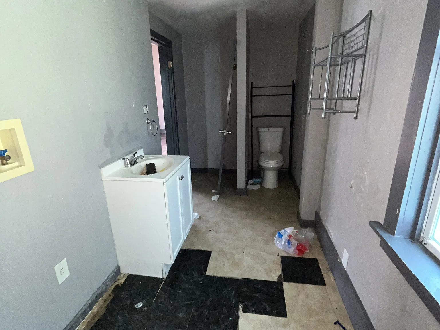 Belleville Duplex — Photo 4
