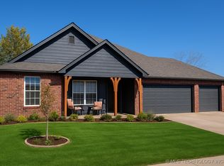 3108 E Gillette St, Broken Arrow, OK 74014