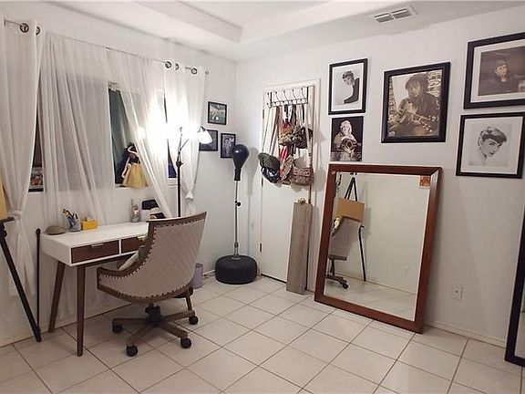 5th image of 4236 Goldcrest Ave