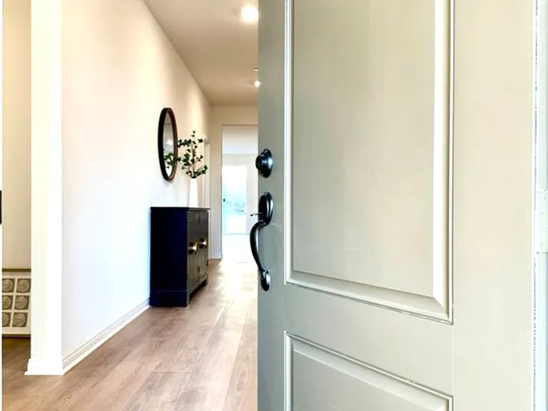 7716 Caroline Marie Ct — Photo 4