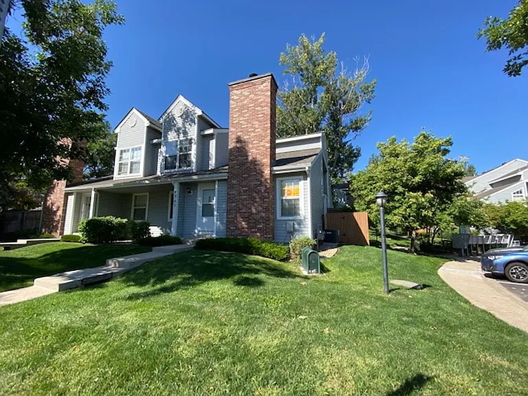 8393 W 90th Pl — Photo 24