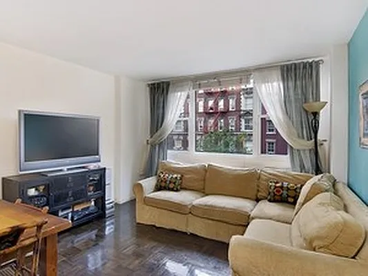 Sold by Corcoran | media 21