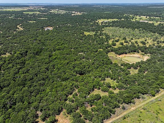 3rd image of 18156 N Highway 281