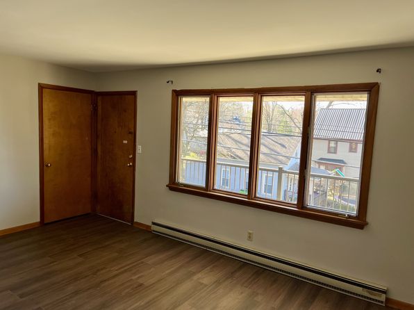 220 E Adams St #7