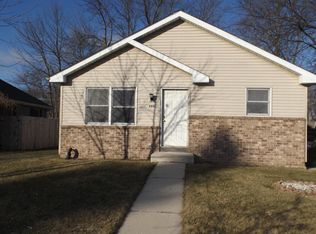 800 3 Mile Rd, Racine, WI 53402