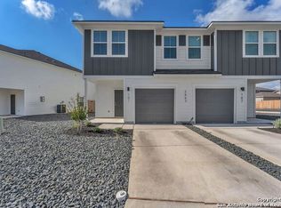 3863 Abbott Rdg #101, Saint Hedwig, TX 78152