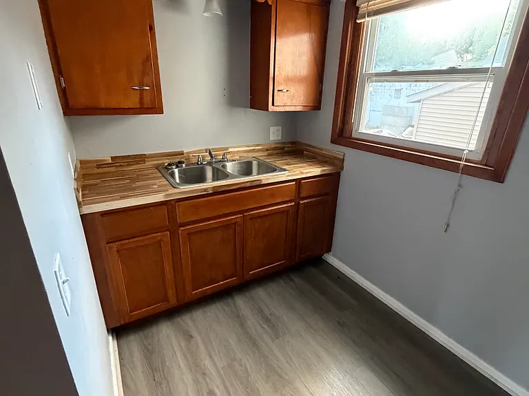 305 Mississippi St SE #2W — Photo 2