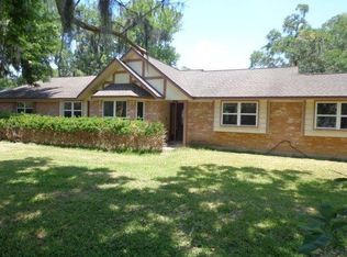 247 Fawn Trl, Lake Jackson, TX 77566