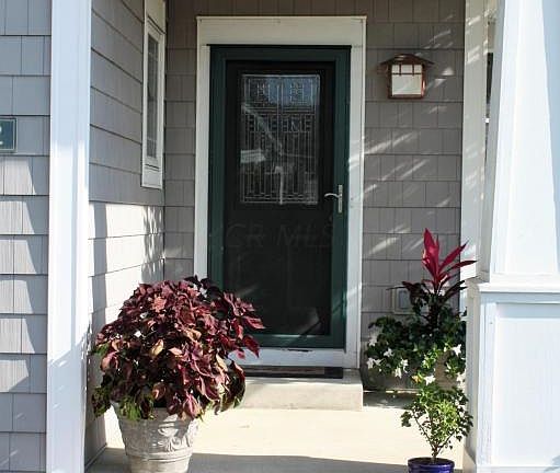 3rd image of 8172 Artisan Way