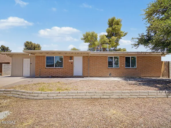 7841 E Longleaf Pl, Tucson, AZ 85730