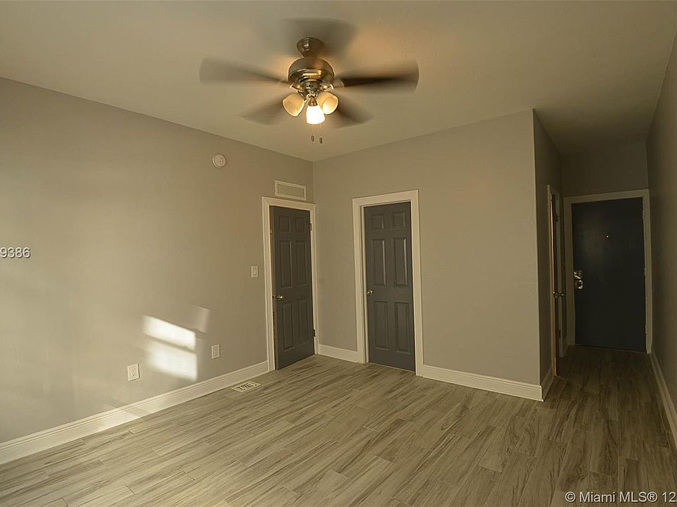1st image of 2851 Sheridan Ave