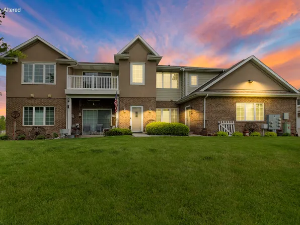 9284 66th Ave, Pleasant Prairie, WI 53158