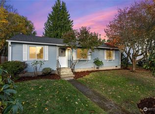 1019 3rd Ave NW, Puyallup, WA