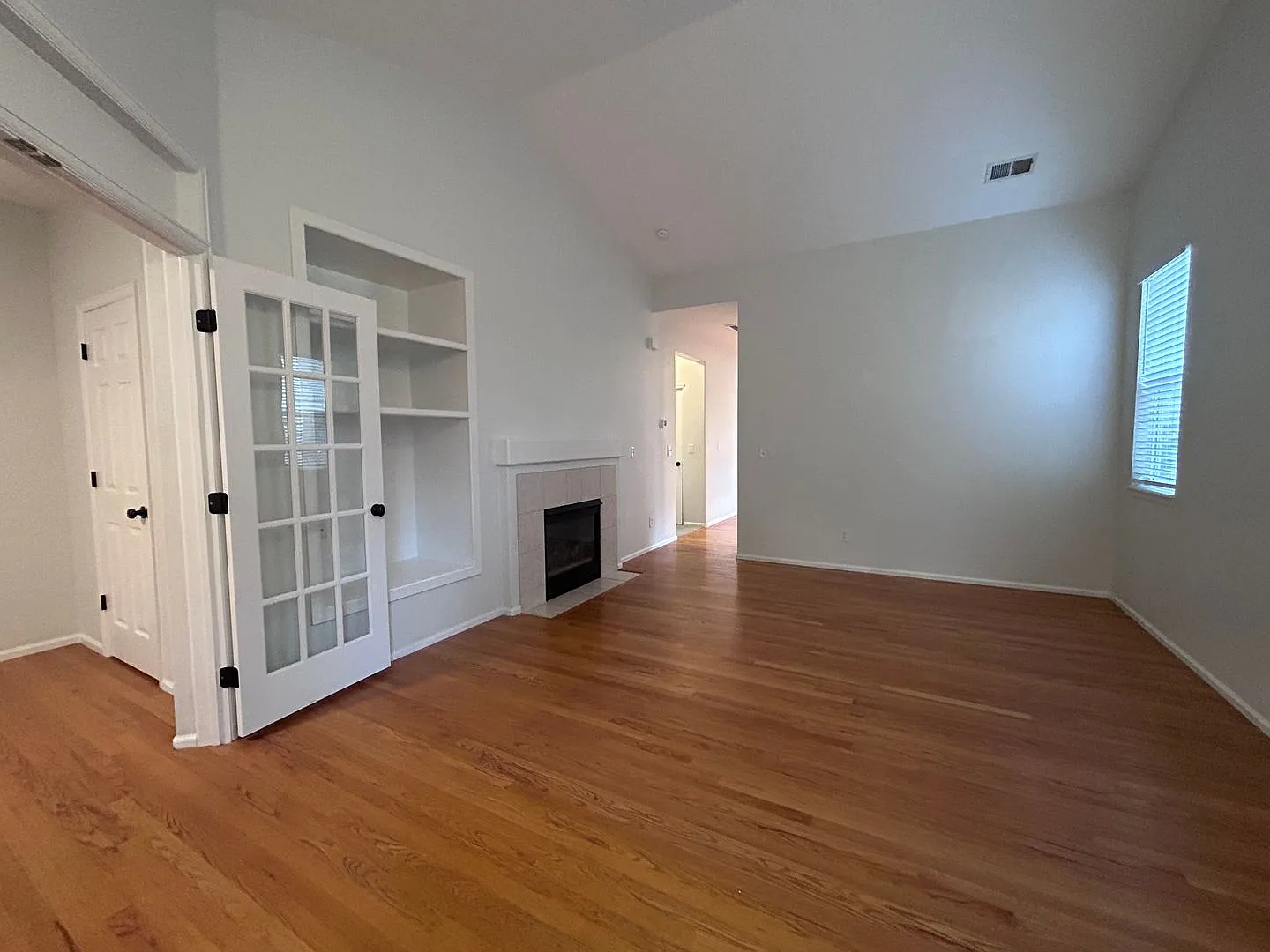 $0 Deposit Option. Two Bed/2bath With Office Near Chatfield State Park! — Photo 2