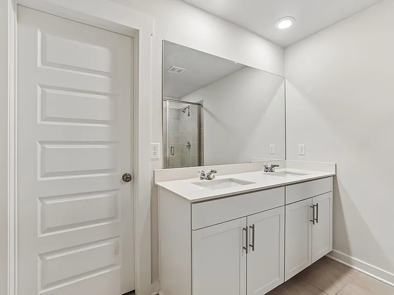 1615 Medinah Ln — Photo 40