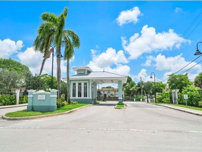 5300 NW 18th Street #4, Lauderhill, FL, 33313