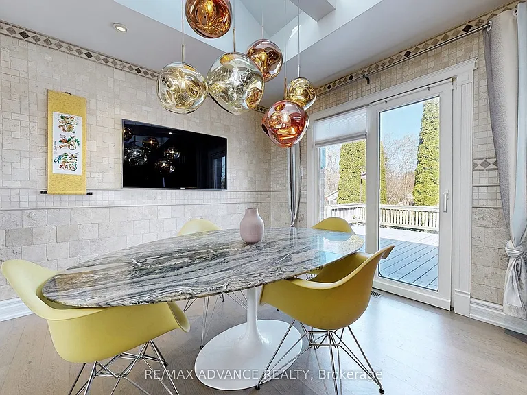 23 W Park Hts — Photo 17