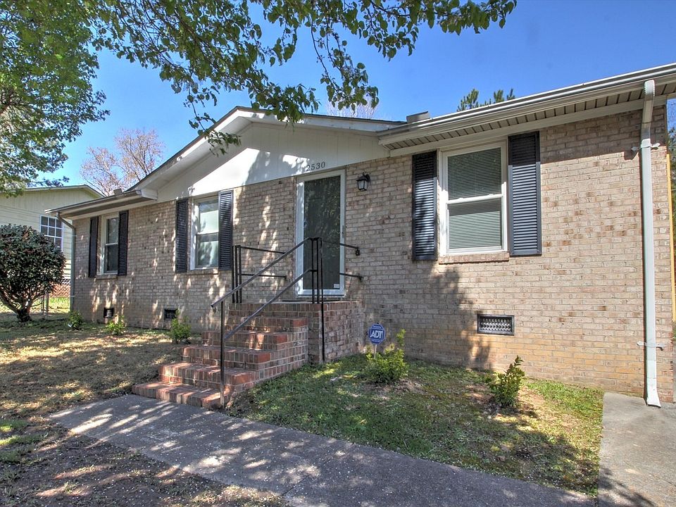 1st image of 2530 Glenbrook Dr